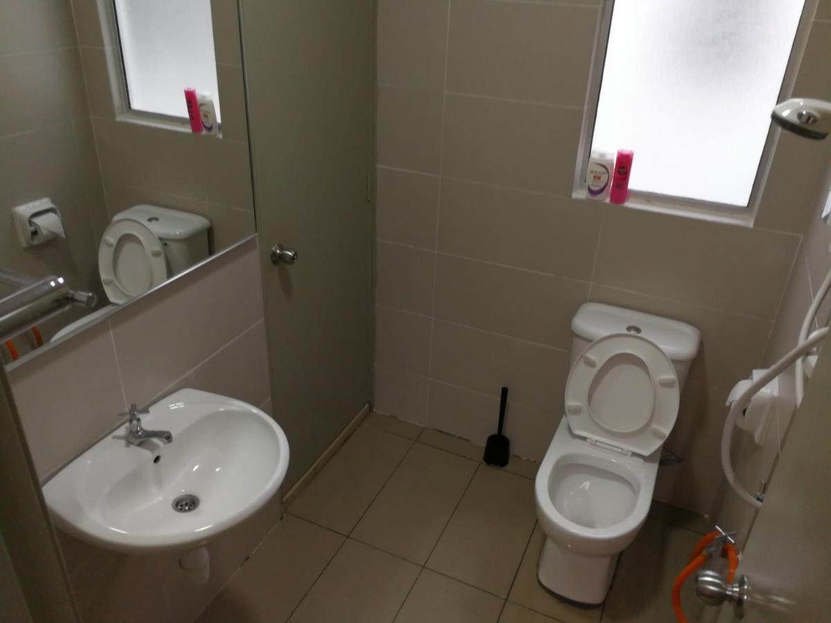 קמרון היילנדס The Woodz Homestay - 3 Bedroom מראה חיצוני תמונה